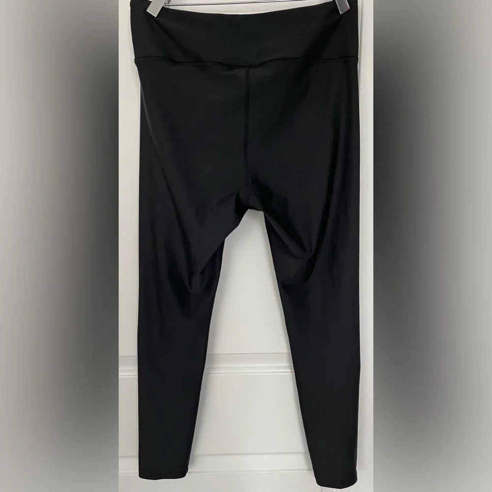 P.E Nation Training Day Crop Leggings - Picture 9 of 12